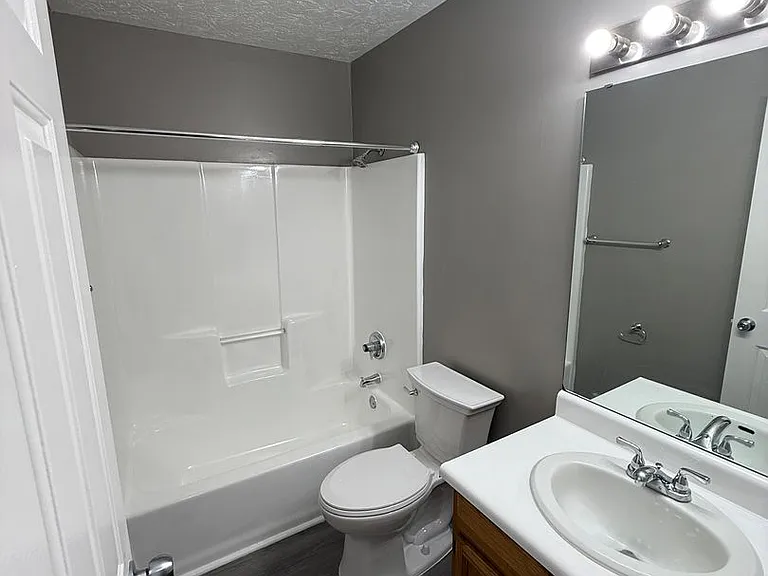 1808 Kraig Dr — Photo 6