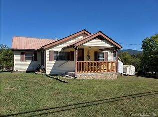 143 E Lawson Rd, Hot Springs, NC 28743