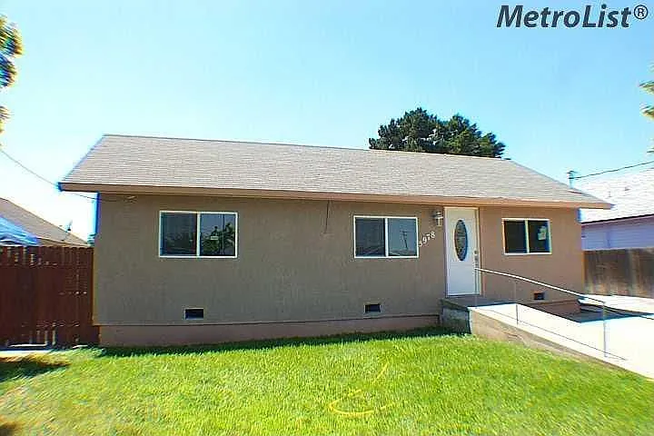 5978 Wilkinson St photo 1