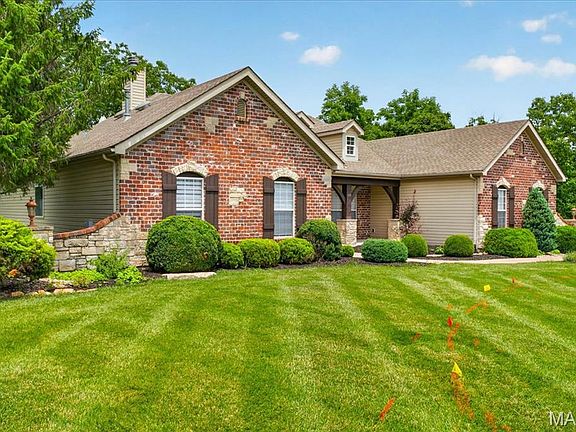 4th image of 886 Arbor Chase Dr