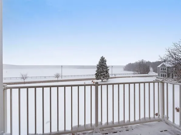 1595 W Wayzata Blvd APT F, Long Lake, MN 55356