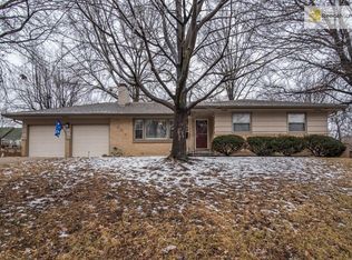 5216 Sterling Ave, Raytown, MO 64133