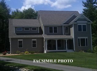26 Churchill Dr, Bedford, NH 03106