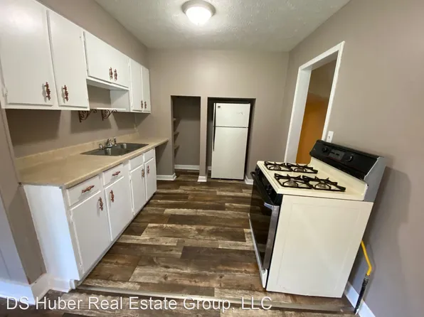 527 Charles St, Lansing, MI 48912