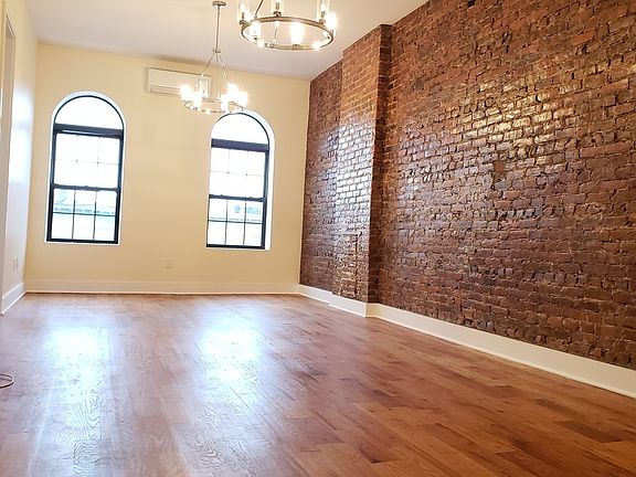 3rd image of 1273 Rogers Ave #3F