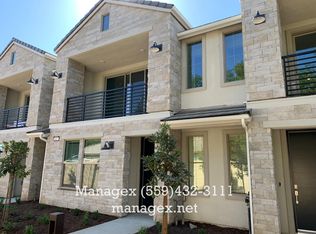 417 W Balsam Ln, Clovis, CA 93611