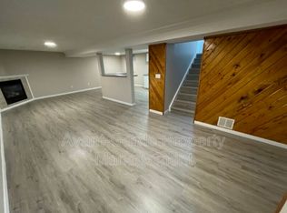 12243 142nd Ave NW #Basement, Edmonton, AB T5X 3S2