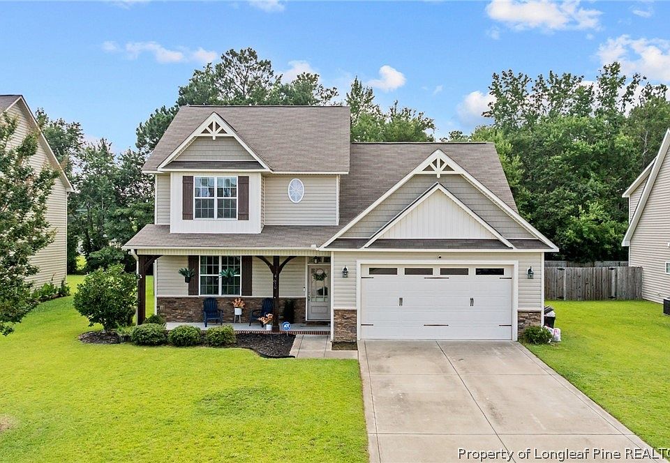 1st image of 4070 Pleasantburg Dr