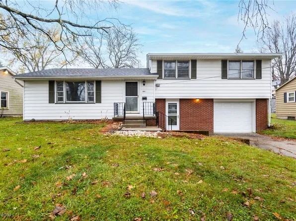 860 Larkridge Ave, Youngstown, OH 44512