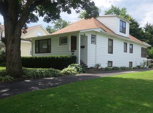 820 Franklin Ave, Winthrop Harbor, IL 60096