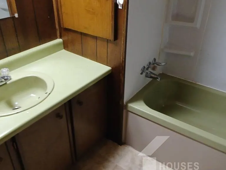 110 Community Rd — Photo 13