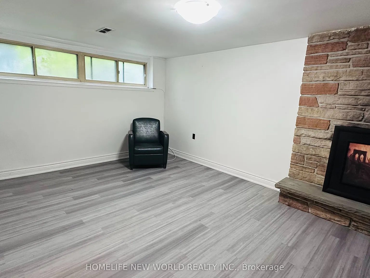2 bed, $1,600 — Photo 2