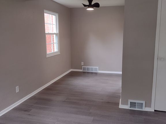 2nd image of 22650 Fox Ave APT B