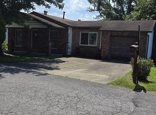 101 Apolla Dr, Morgantown, WV 26501