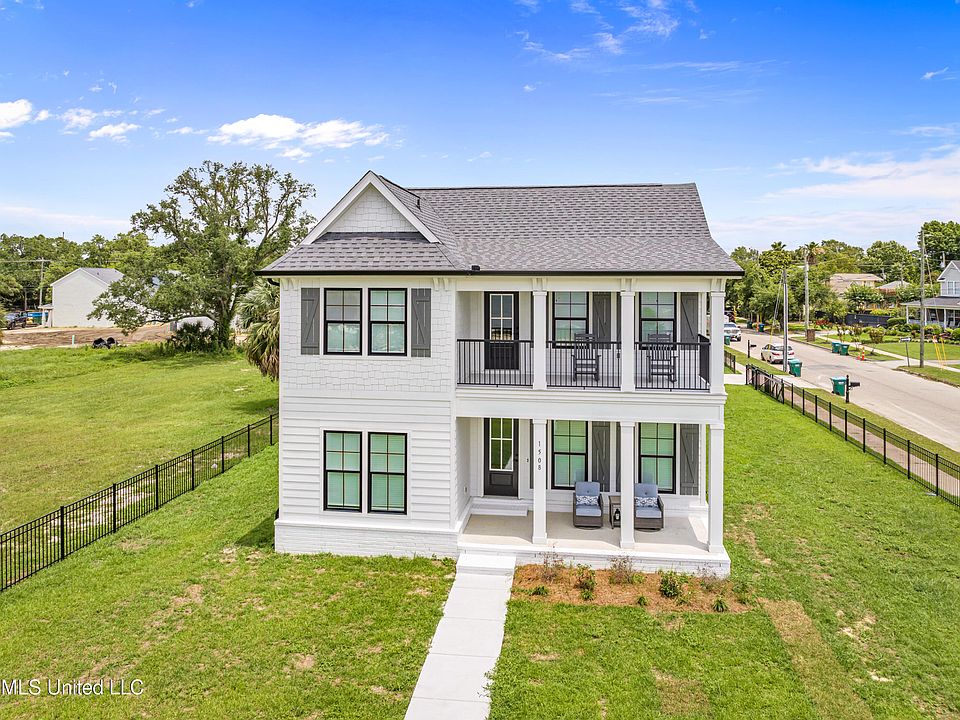 1st image of 1508 E Beach Blvd