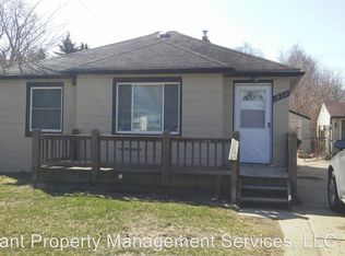 1958 Garrick Ave, Warren, MI 48091