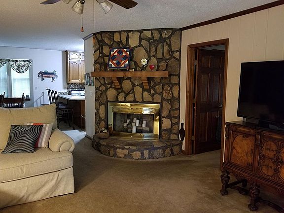 Rock fireplace with gas logs