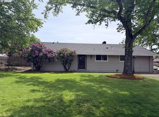 1154 Clinton Dr, Eugene, OR 97401