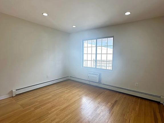 4th image of 7873 81st St APT 1