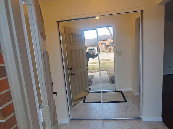 3rd image of 1236 Donson Dr
