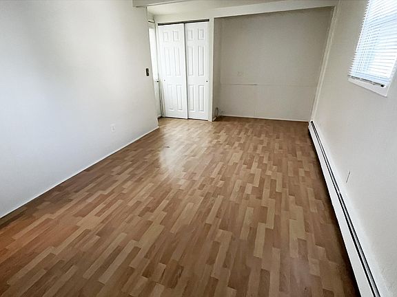 5th image of 144 Murray Ave