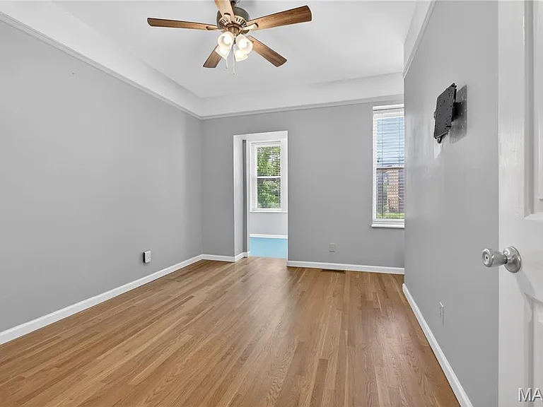 5572 Waterman Blvd #1W — Photo 21