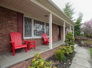 1074 Ledgewood Rd, Mountainside, NJ 07092