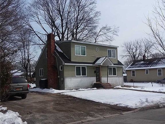 2nd image of 16 9th Ave