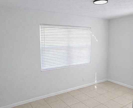 5th image of 1626 43rd St