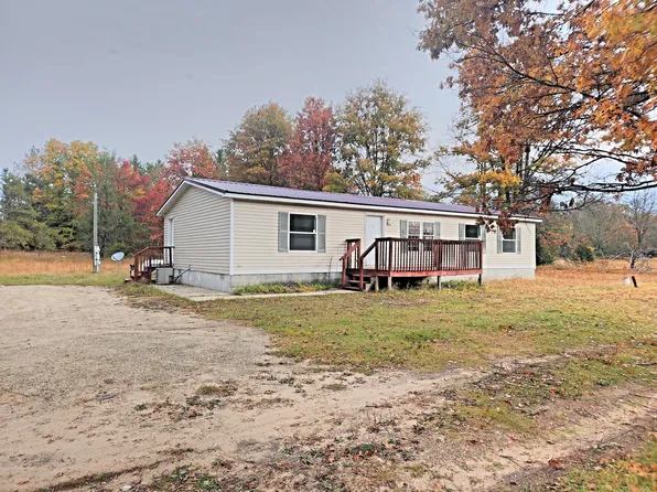 8444 S James Rd, Baldwin, MI 49304