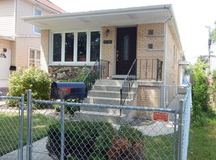 3730 W 63rd Pl, Chicago, IL 60629