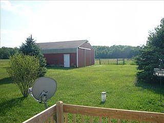 2nd image of 11725 Eleven Mile Rd