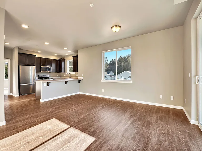 The Fairhaven Pointe Apartments — Photo 11
