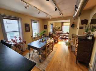 727 Washington St NE #2, Minneapolis, MN 55413