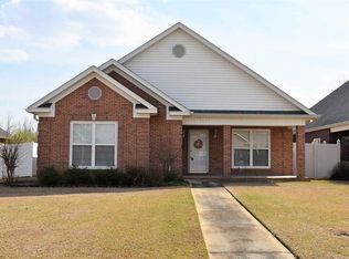 203 Jamestown Ct, Centerville, GA 31028