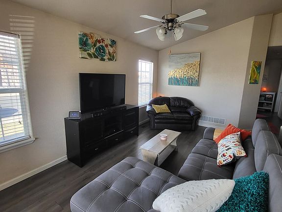 2nd image of 1355 Boardwalk Dr