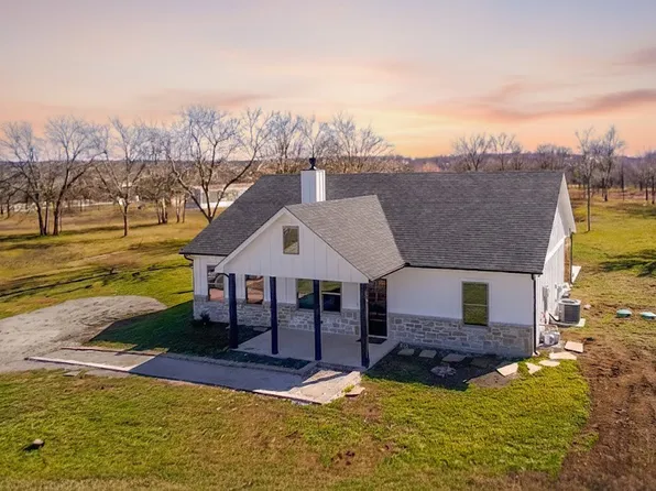 5211 SW 2385 County Rd, Richland, TX 76681