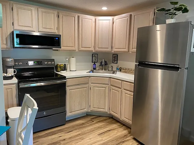 1 bed, 712 sqft, $2,250 — Photo 2