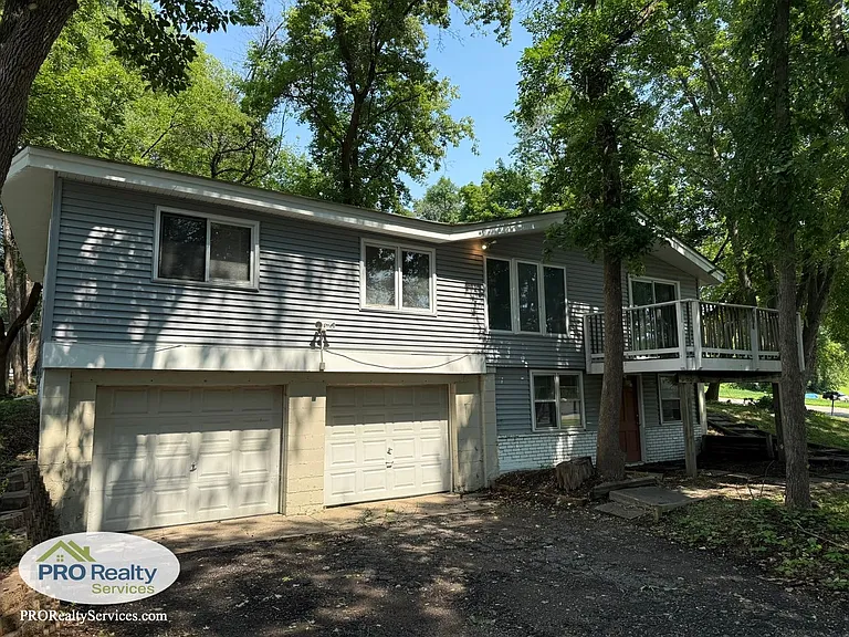 2525 Nathan Ln N — Photo 20