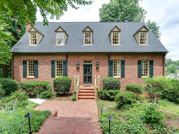 3102 Eton Rd, Raleigh, NC 27608