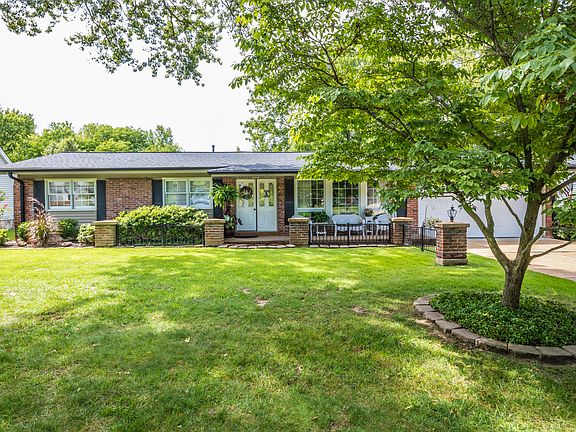 4th image of 13200 Dartagnan Ct