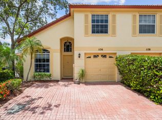 1136 Via Jardin, Riviera Beach, FL 33418