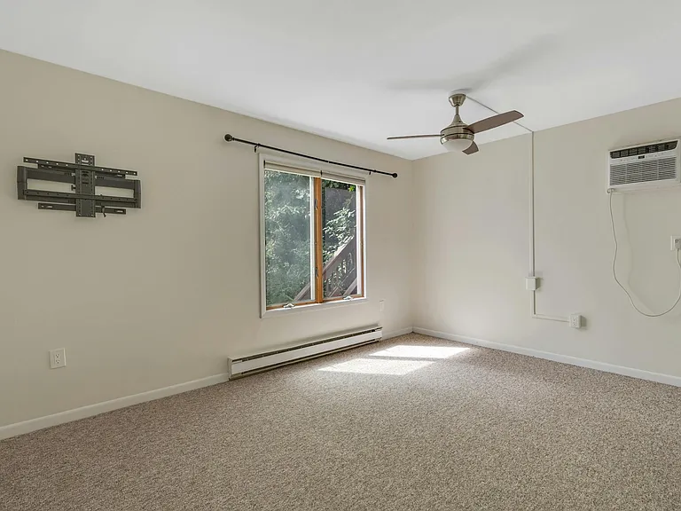 156 Undercliff Ave #1 — Photo 17