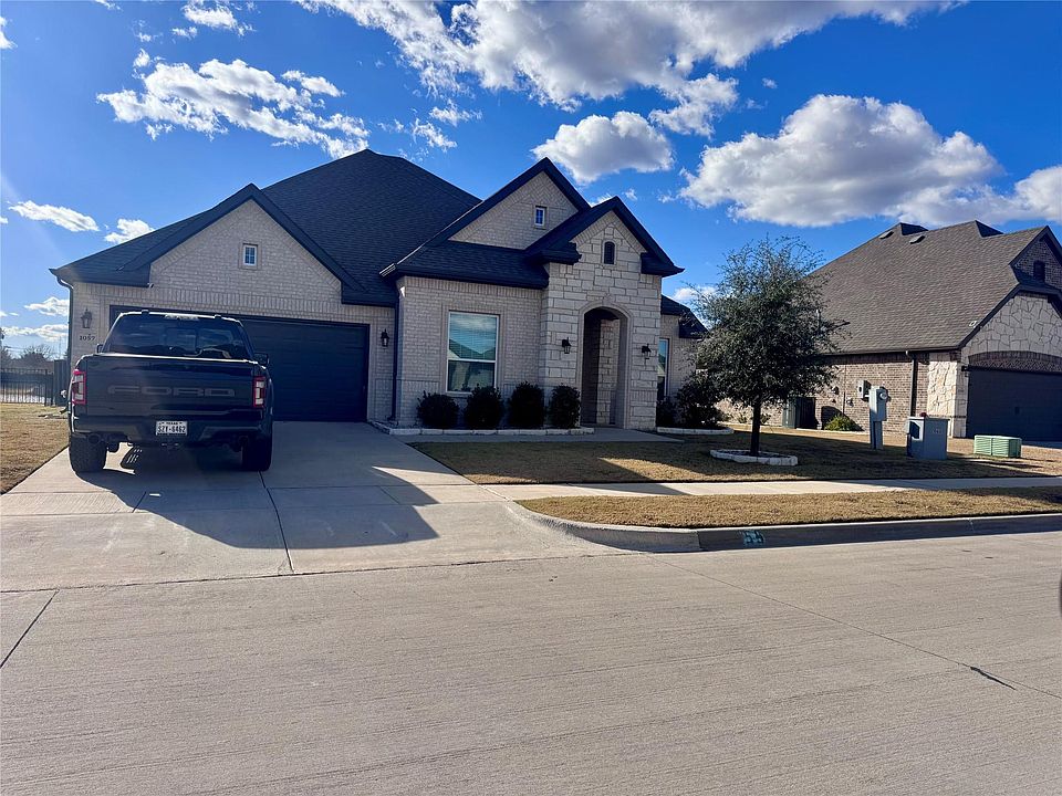 1st image of 157 Mickelson Dr