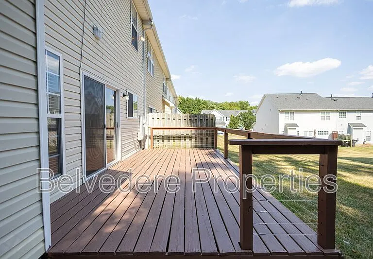 1922 Munn Cir — Photo 27