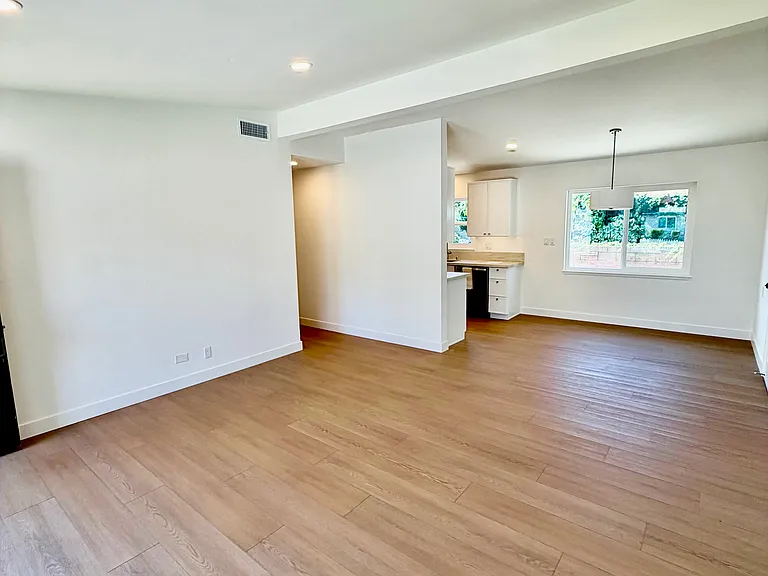 8851 Geraldine Ave — Photo 25