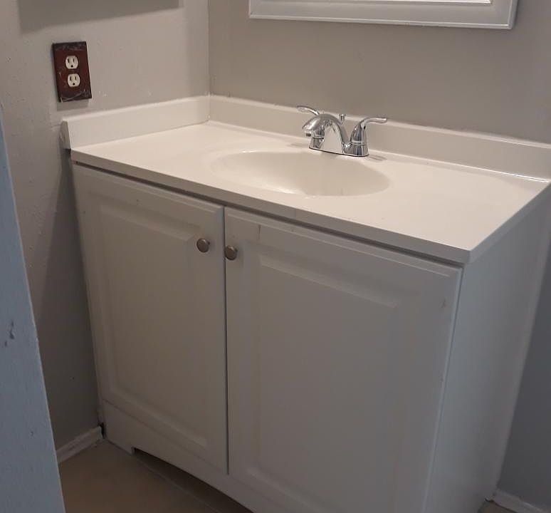 1st image of 15906 Plover Ct