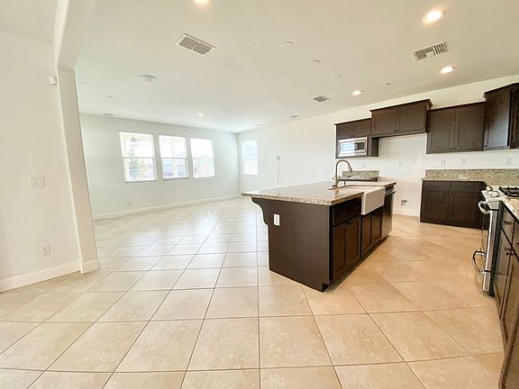 5th image of 1314 Orchid Dr