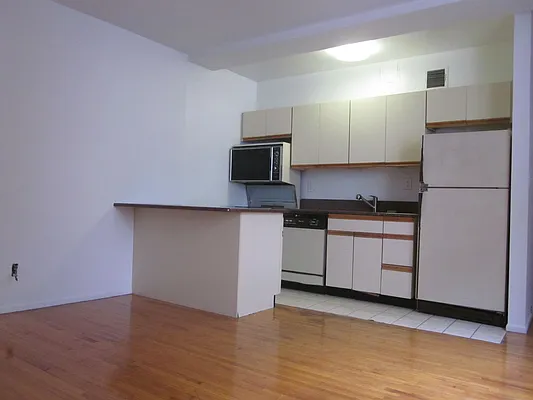 Rented by JM Preston Properties LLC | media 21