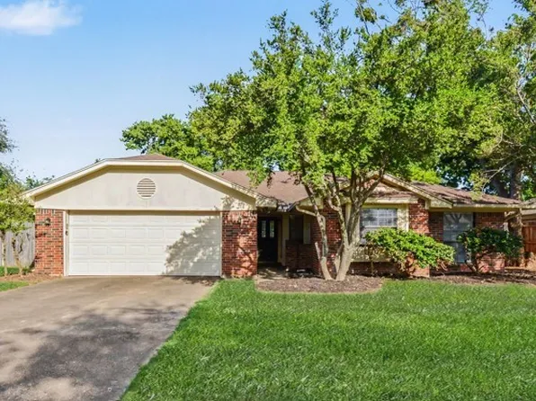 7 Alamosa Dr, Trophy Club, TX 76262